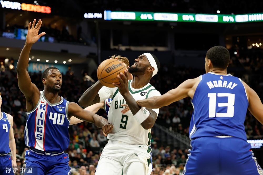 前辈们相比 前辈们相比