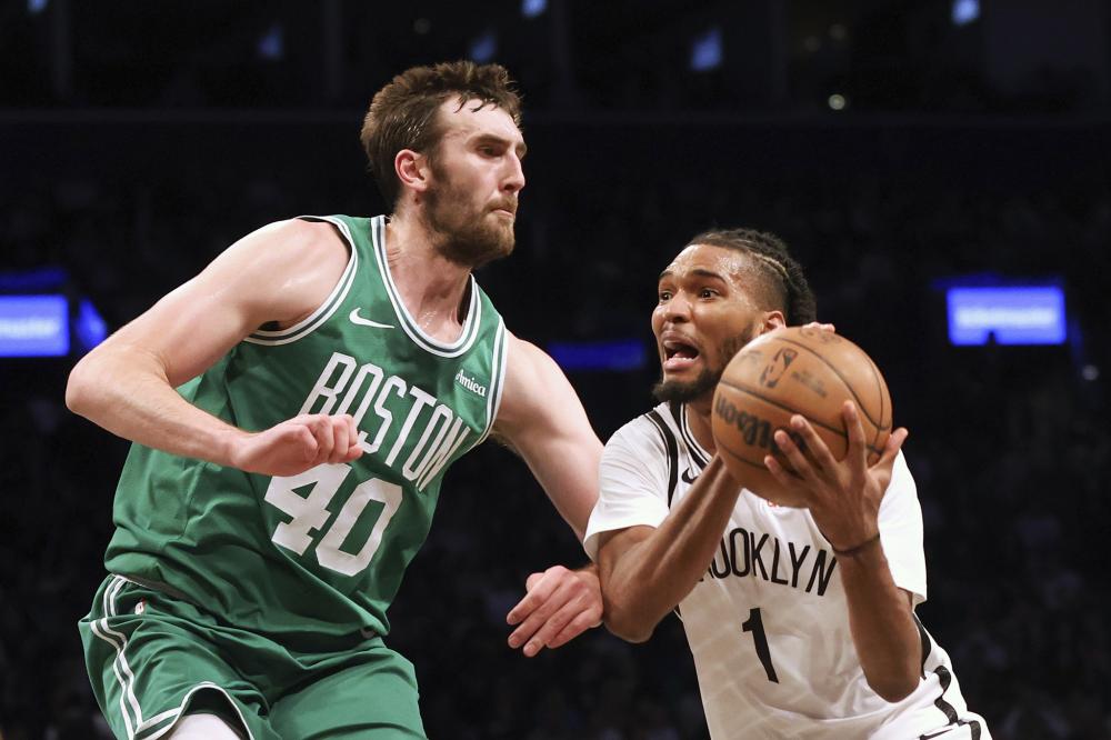 中距离传球 中距离传球